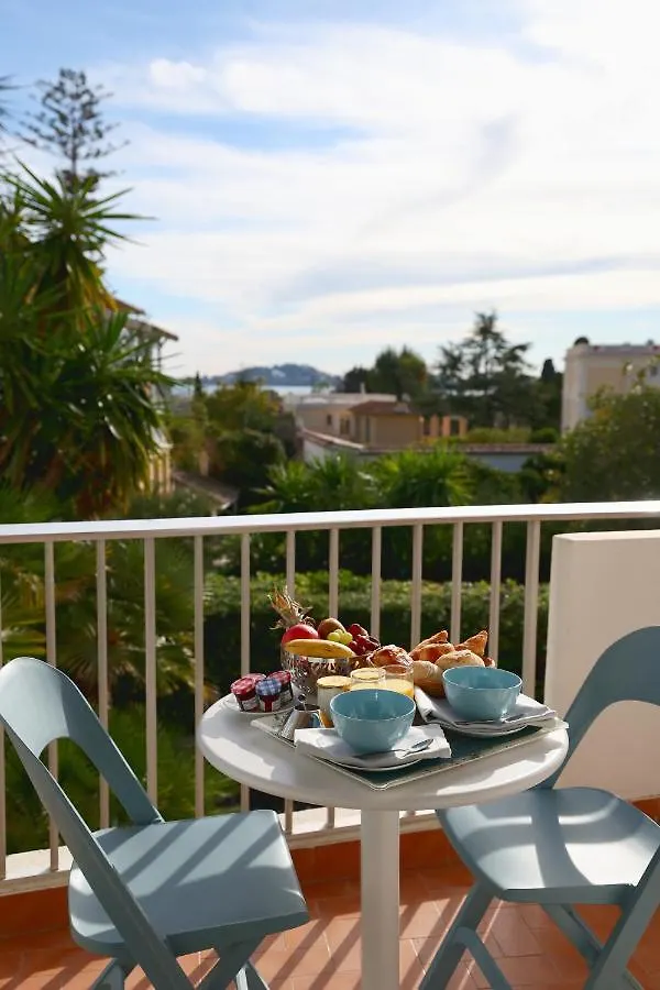 Hotel apartamentowy Residence Carlton - Renovee Avec Piscine Beaulieu-sur-Mer