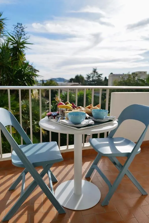 **** Hotel apartamentowy Residence Carlton - Renovee Avec Piscine Beaulieu-sur-Mer Francja