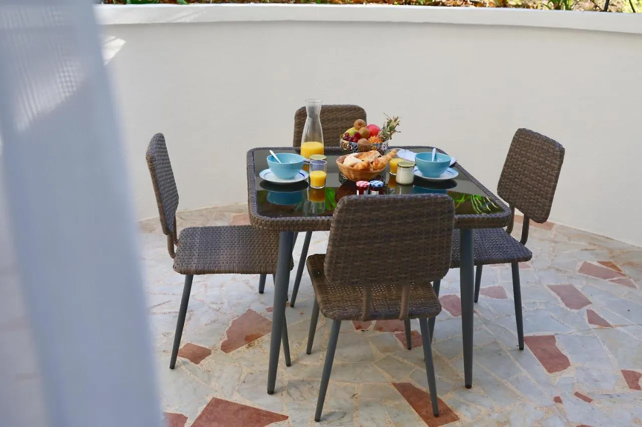Aparthotel Residence Carlton - Renovee Avec Piscine Beaulieu-sur-Mer