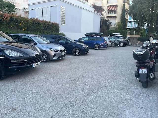 Residence Carlton - Renovee Avec Piscine Beaulieu-sur-Mer 4*,