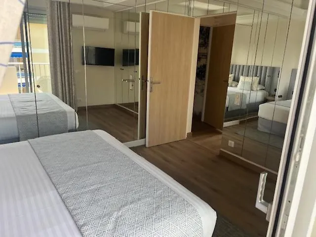 Residence Carlton - Renovee Avec Piscine Beaulieu-sur-Mer 4*,  Franciaország