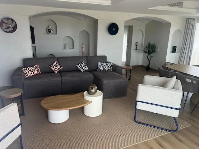 Residence Carlton - Renovee Avec Piscine Больё-сюр-Мер